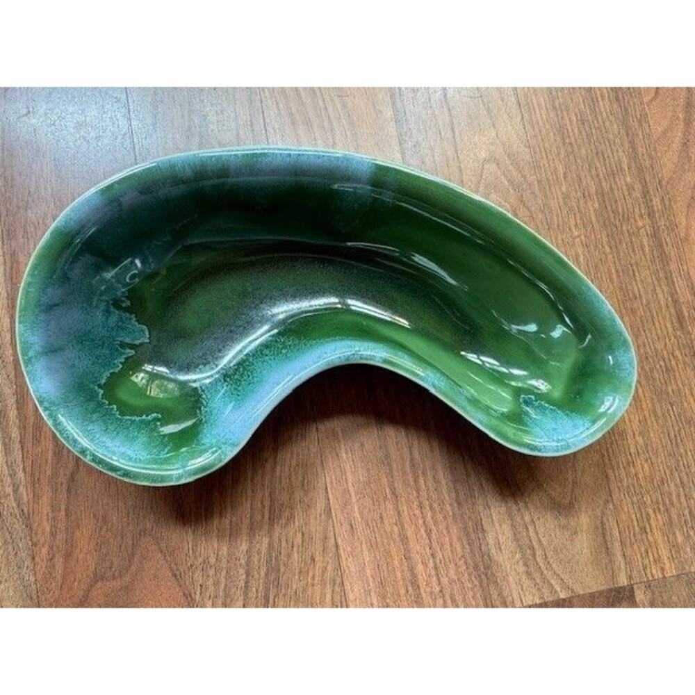Pfaltzgraff P107‎ Drip Green Glaze Console Bowl Dish Kidney Shape Mid Century